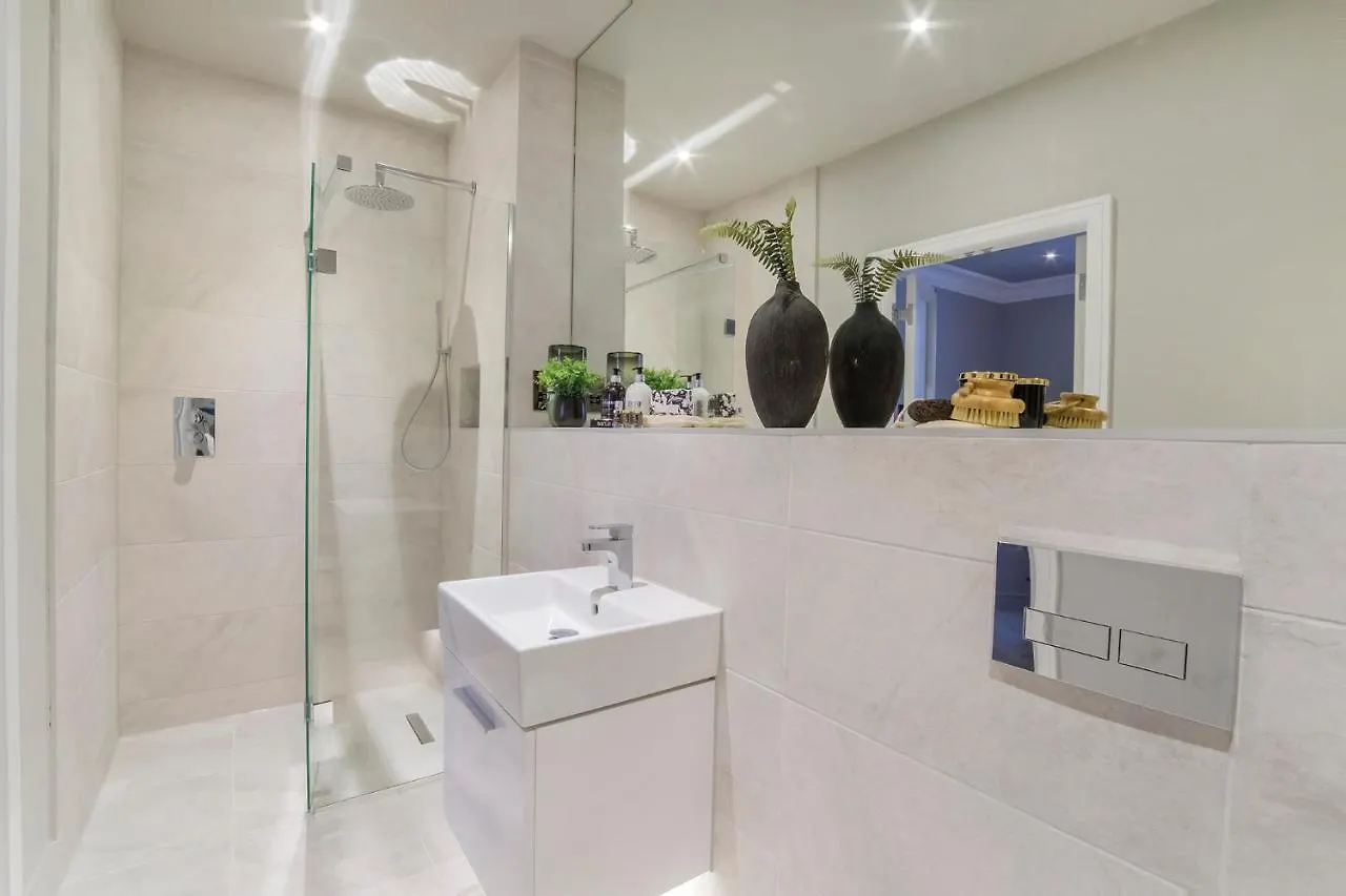 Apartamento The Presidential Suite, With Free Parking! York